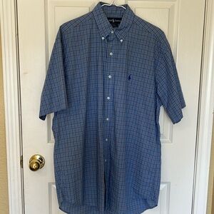 Men’s Ralph Lauren blue/bkl/white plaid short sleeve shirt Size Medium.